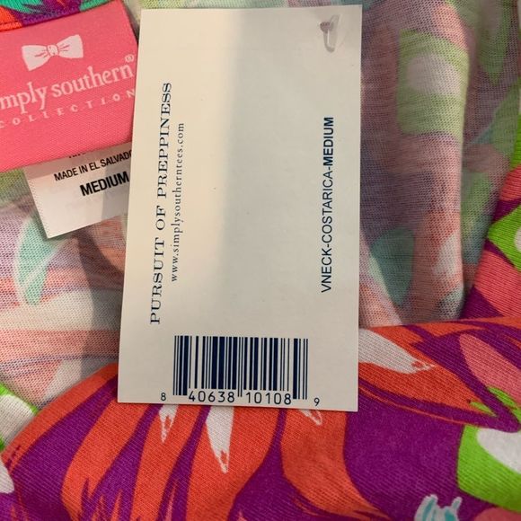 SIMPLY SOUTHERN “COSTA RICO” V-Neck SS Shirt M NWT - Picture 7 of 9